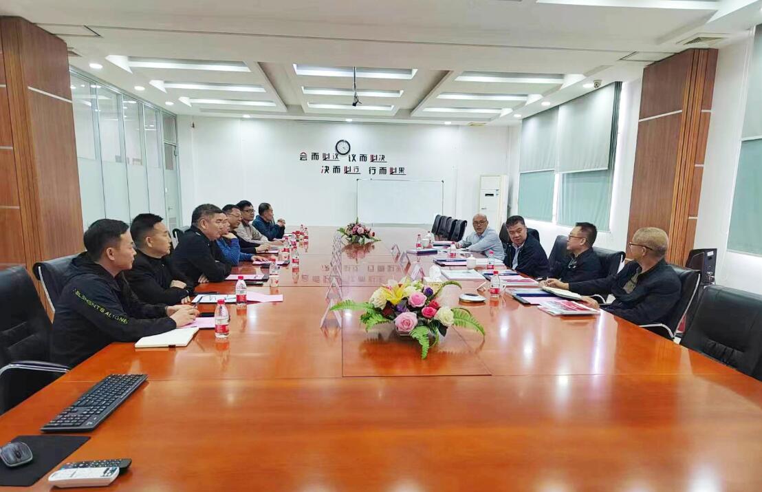 政府国企暖广发体育app下载，民企科技见新天！——东莞市领导莅临东莞广发体育app下载科技公司深入参观并悉心指导